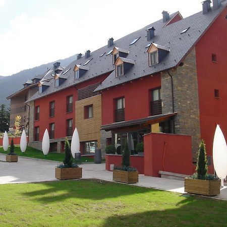 Nubahotel Vielha e Mijaran Buitenkant foto