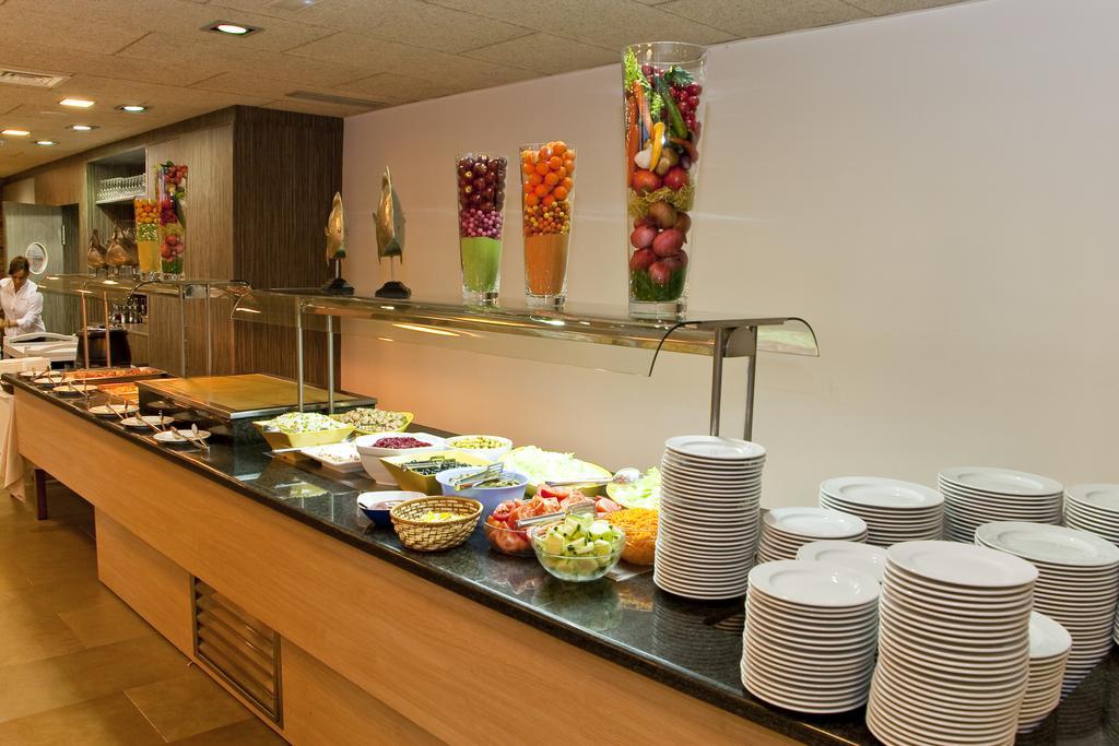 Nubahotel Vielha e Mijaran Buitenkant foto