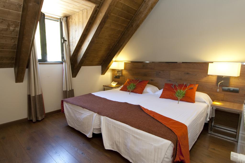 Nubahotel Vielha e Mijaran Kamer foto