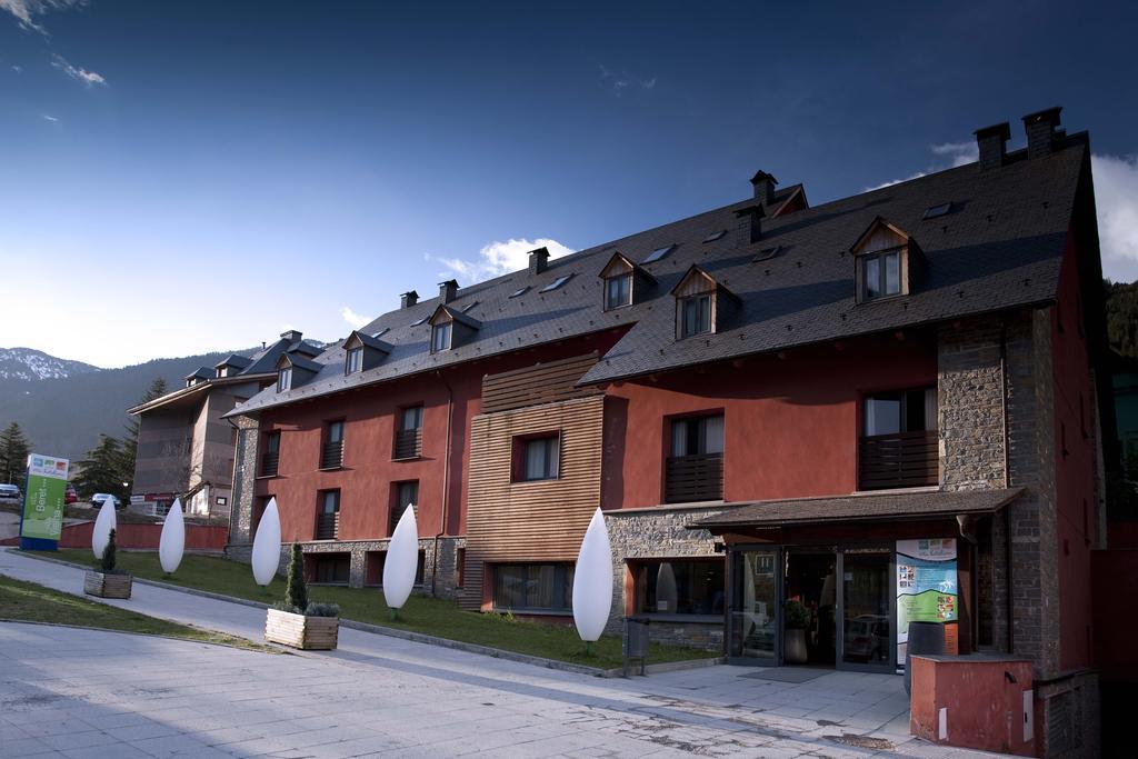 Nubahotel Vielha e Mijaran Buitenkant foto